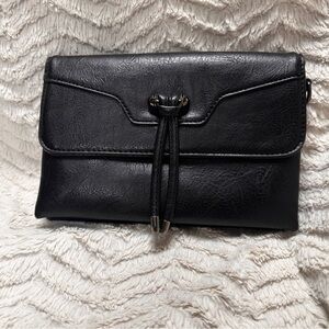 Sam & Hadley black clutch bag